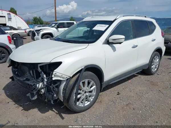 KNMAT2MV4HP521934 2017 NISSAN ROGUE - Image 2