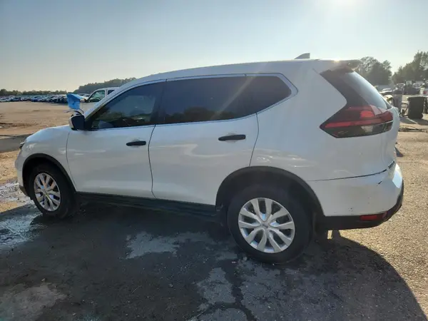 KNMAT2MV4HP528320 2017 NISSAN ROGUE - Image 2