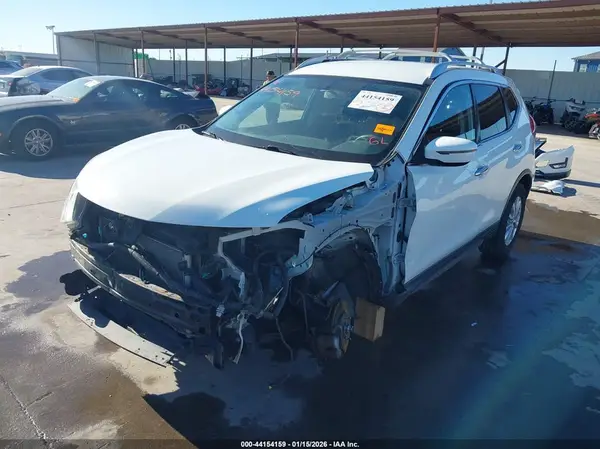 KNMAT2MV4HP528804 2017 NISSAN ROGUE - Image 2