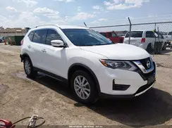 KNMAT2MV4HP535218 2017 NISSAN ROGUE