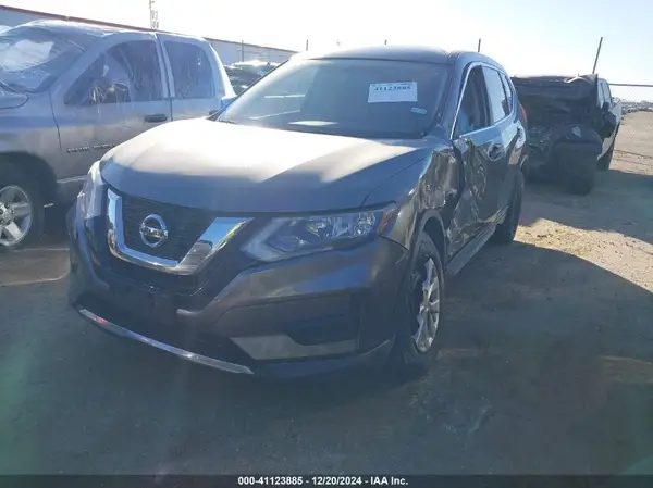 KNMAT2MV4HP543898 2017 NISSAN ROGUE - Image 2