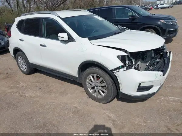 KNMAT2MV4HP545909 2017 NISSAN ROGUE - Image 1