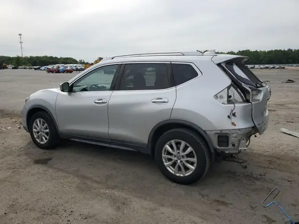 KNMAT2MV4HP557333 2017 NISSAN ROGUE - Image 2