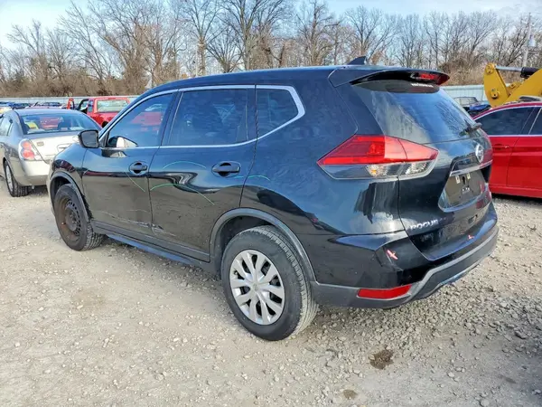 KNMAT2MV4HP560572 2017 NISSAN ROGUE - Image 2