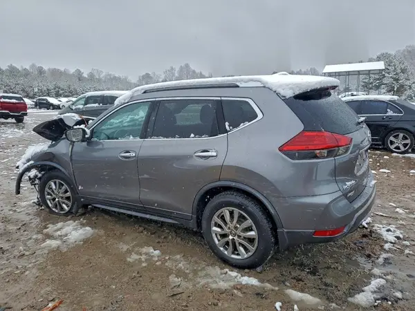 KNMAT2MV4HP572513 2017 NISSAN ROGUE - Image 2