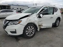 KNMAT2MV4HP572558 2017 NISSAN ROGUE