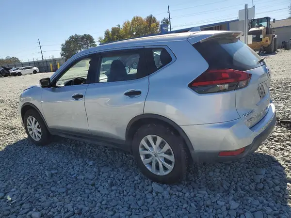 KNMAT2MV4HP574228 2017 NISSAN ROGUE - Image 2