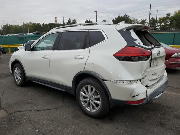 KNMAT2MV4HP580420 2017 NISSAN ROGUE - Image 2