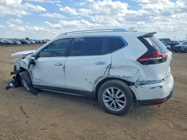KNMAT2MV4HP585746 2017 NISSAN ROGUE - Image 2