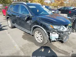 KNMAT2MV4HP589568 2017 NISSAN ROGUE