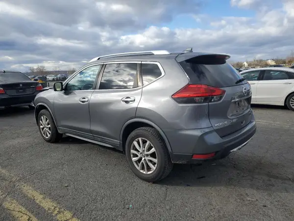 KNMAT2MV4HP589831 2017 NISSAN ROGUE - Image 2