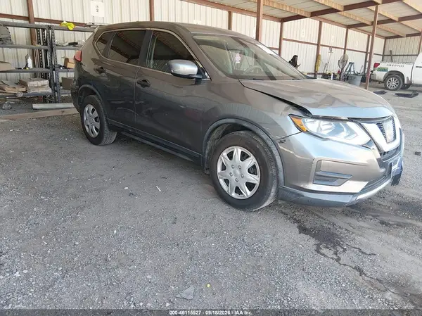 KNMAT2MV4HP596150 2017 NISSAN ROGUE - Image 1