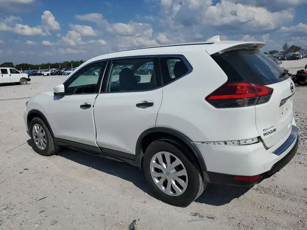 KNMAT2MV4HP600083 2017 NISSAN ROGUE - Image 2