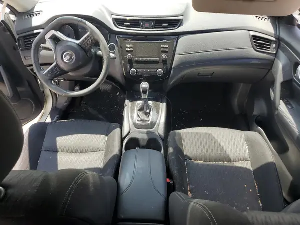 KNMAT2MV4HP600973 2017 NISSAN ROGUE - Image 8