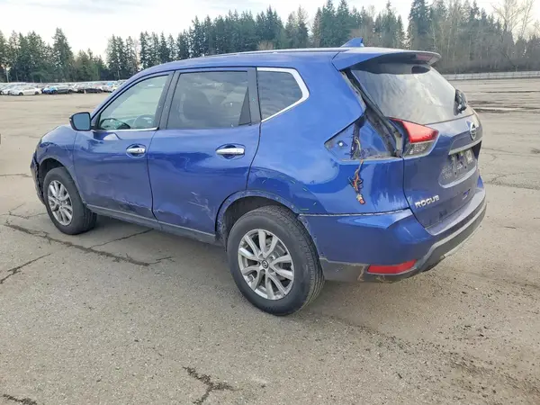 KNMAT2MV4HP601606 2017 NISSAN ROGUE - Image 2
