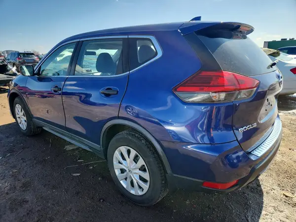 KNMAT2MV4HP603758 2017 NISSAN ROGUE - Image 2