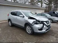 KNMAT2MV4HP604618 2017 NISSAN ROGUE