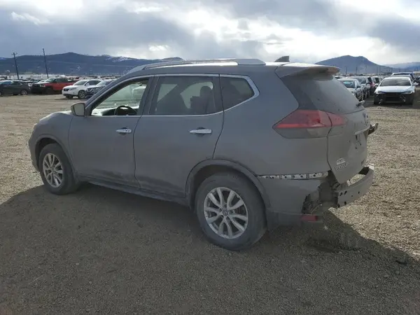 KNMAT2MV4HP609477 2017 NISSAN ROGUE - Image 2