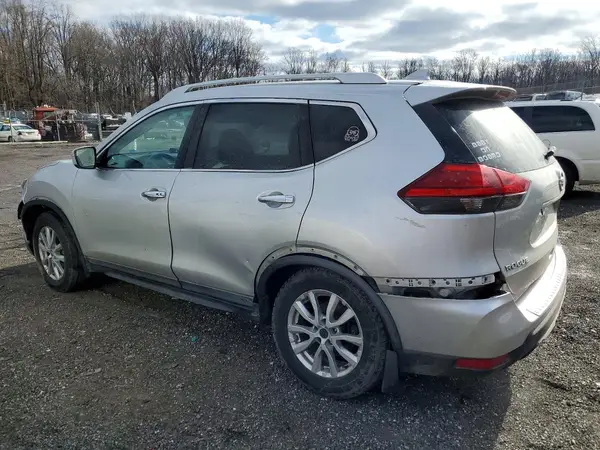 KNMAT2MV4HP611567 2017 NISSAN ROGUE - Image 2