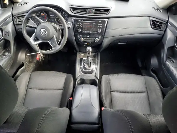 KNMAT2MV4HP611567 2017 NISSAN ROGUE - Image 8