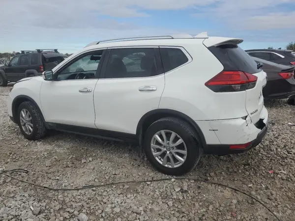 KNMAT2MV4HP612993 2017 NISSAN ROGUE - Image 2