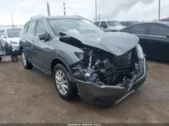 KNMAT2MV4HP615358 2017 NISSAN ROGUE