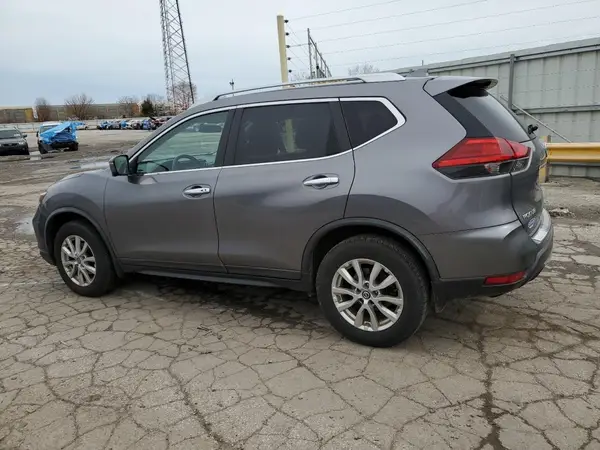 KNMAT2MV4HP615358 2017 NISSAN ROGUE - Image 2