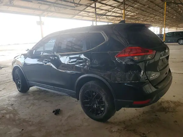 KNMAT2MV4HP616767 2017 NISSAN ROGUE - Image 2
