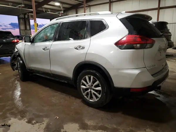 KNMAT2MV4JP507280 2018 NISSAN ROGUE - Image 2