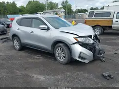 KNMAT2MV4JP512317 2018 NISSAN ROGUE