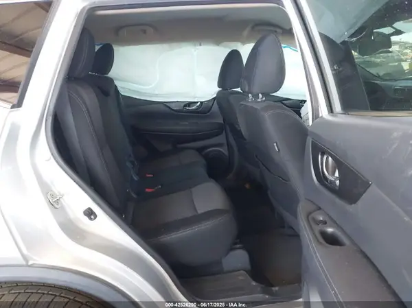 KNMAT2MV4JP514231 2018 NISSAN ROGUE - Image 8