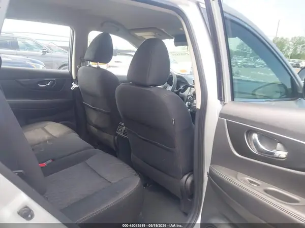 KNMAT2MV4JP514617 2018 NISSAN ROGUE - Image 8