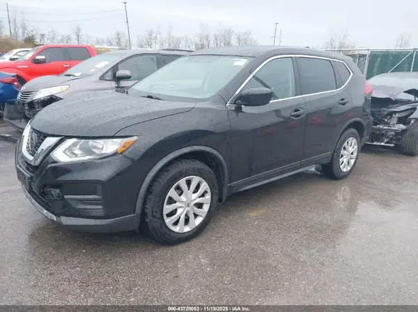 KNMAT2MV4JP515007 2018 NISSAN ROGUE - Image 2