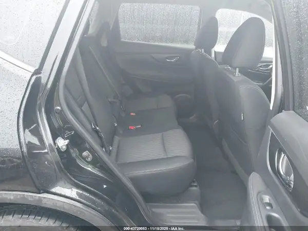 KNMAT2MV4JP515007 2018 NISSAN ROGUE - Image 8