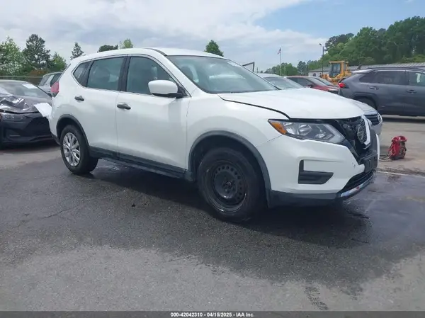 KNMAT2MV4JP516349 2018 NISSAN ROGUE - Image 1