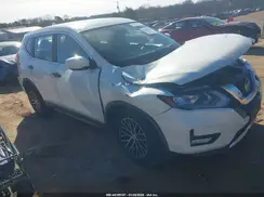 KNMAT2MV4JP518604 2018 NISSAN ROGUE