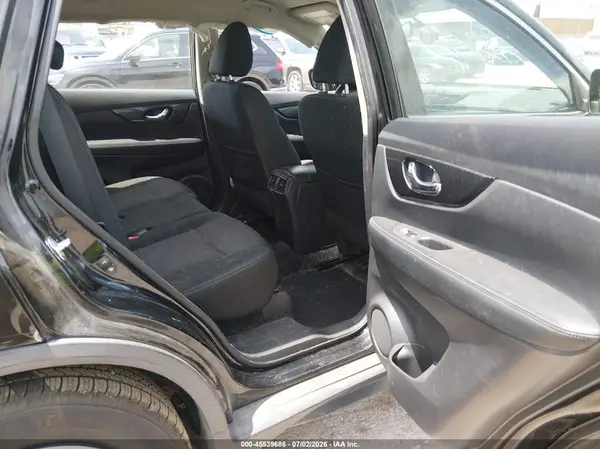 KNMAT2MV4JP520062 2018 NISSAN ROGUE - Image 8