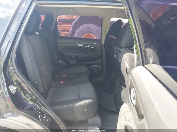 KNMAT2MV4JP528842 2018 NISSAN ROGUE - Image 8