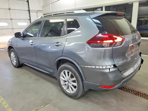 KNMAT2MV4JP532390 2018 NISSAN ROGUE - Image 2