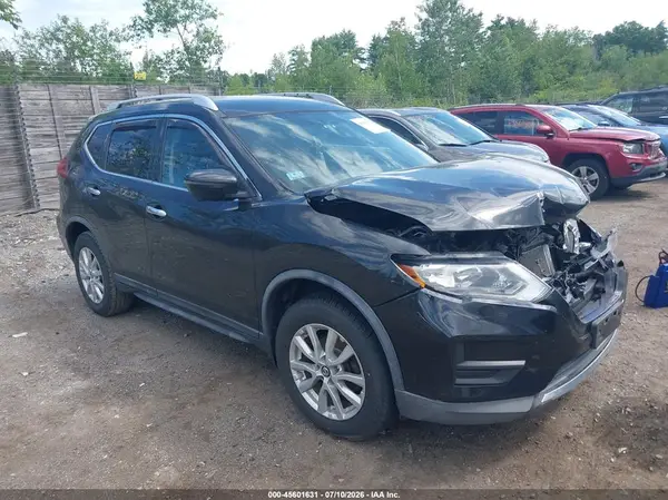 KNMAT2MV4JP538237 2018 NISSAN ROGUE - Image 1