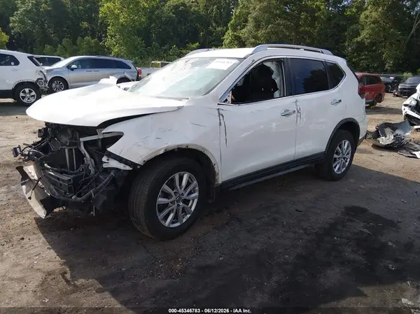KNMAT2MV4JP538769 2018 NISSAN ROGUE - Image 2
