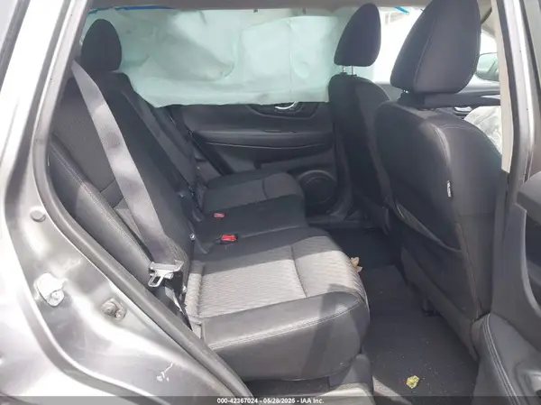 KNMAT2MV4JP543969 2018 NISSAN ROGUE - Image 8