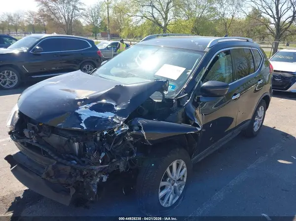 KNMAT2MV4JP550873 2018 NISSAN ROGUE - Image 2