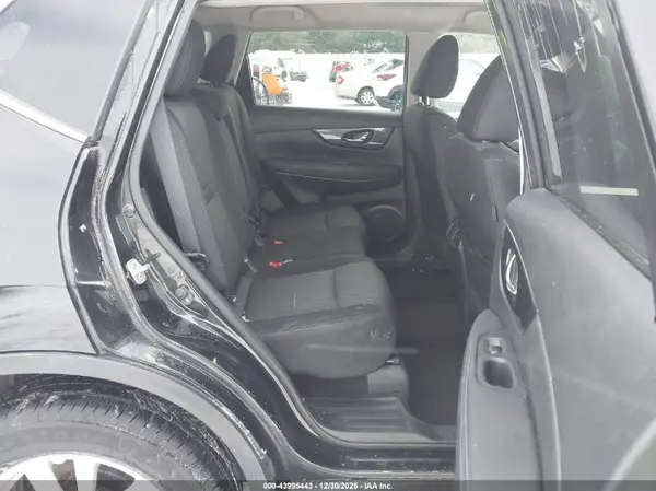 KNMAT2MV4JP551120 2018 NISSAN ROGUE - Image 8