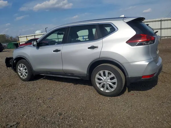 KNMAT2MV4JP551554 2018 NISSAN ROGUE - Image 2