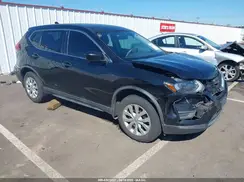 KNMAT2MV4JP552266 2018 NISSAN ROGUE