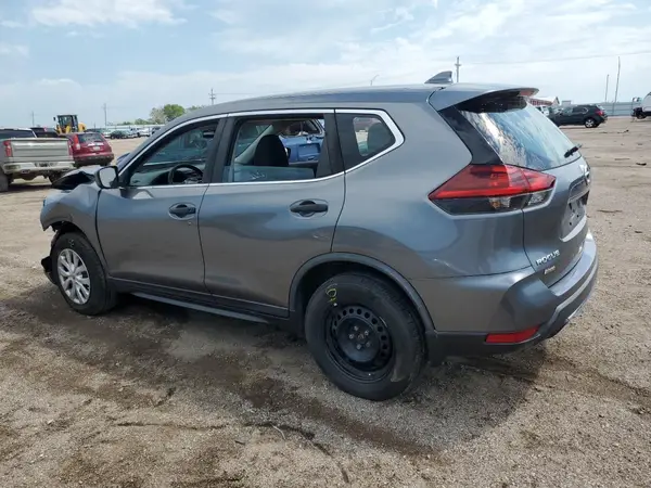 KNMAT2MV4JP555636 2018 NISSAN ROGUE - Image 2