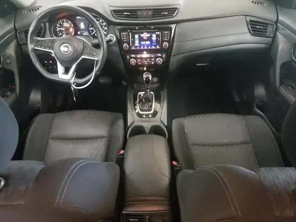 KNMAT2MV4JP557192 2018 NISSAN ROGUE - Image 8