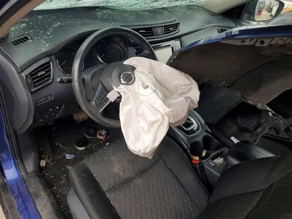KNMAT2MV4JP558682 2018 NISSAN ROGUE - Image 8