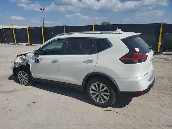 KNMAT2MV4JP559623 2018 NISSAN ROGUE - Image 2